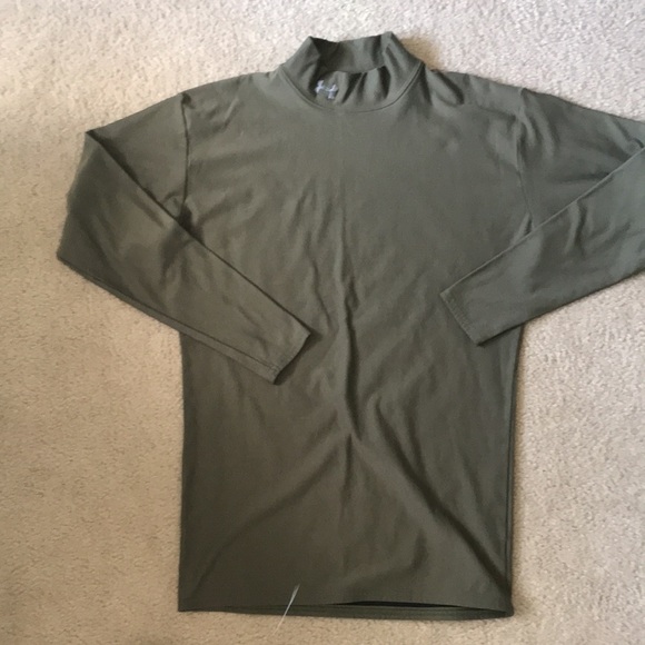 Under armour heat gear L and cold gear XL bundle - Picture 8 of 8